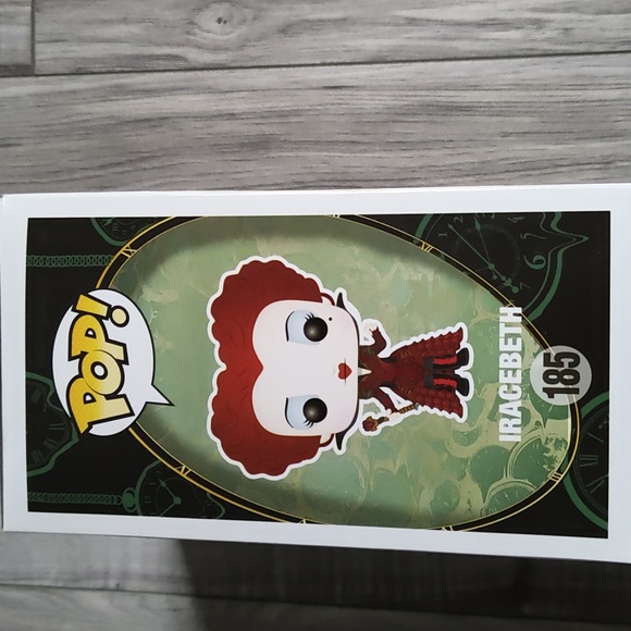 Disney Alice Through the Looking Glass Hot topic exclusive Funko! - Picture 3 of 5